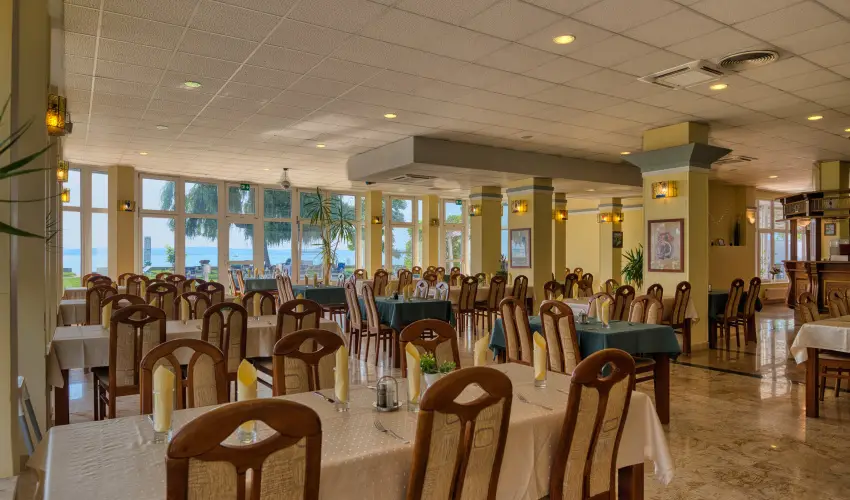 Vil�gos Hotel Balatonvil�gos