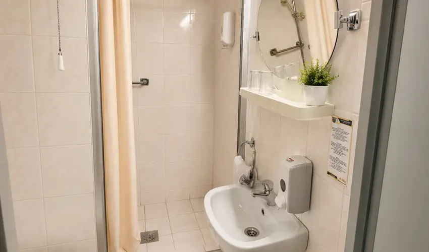 Vil�gos Hotel Balatonvil�gos